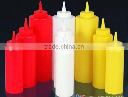 Hot plastic sauce bottle