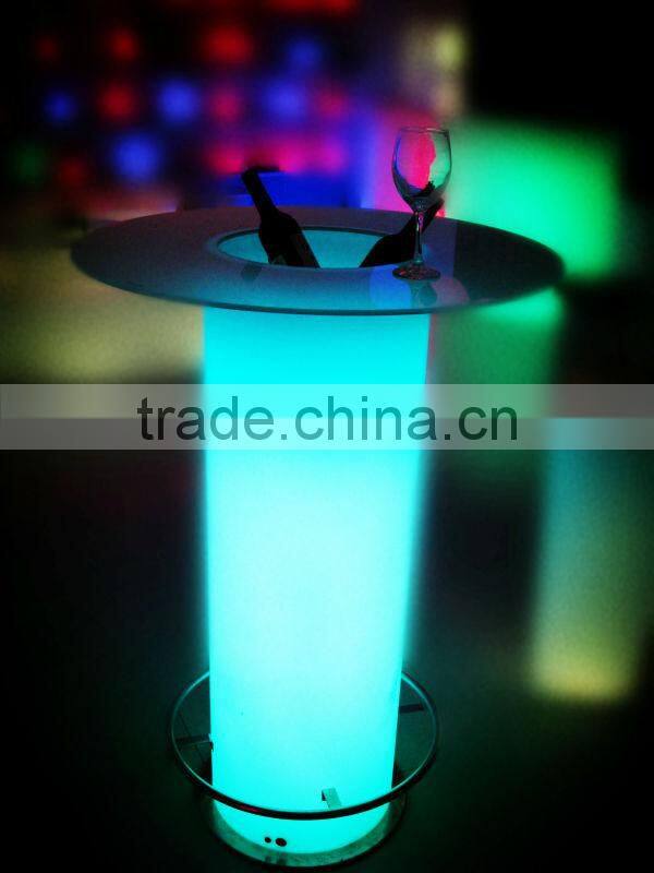 led lighting luminous ice bucket , Fashion outdoor led furniture LED Cocktail Table for LED Event Lighting