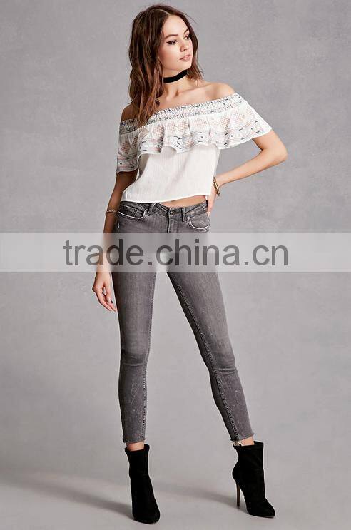 Woman fashion off the shoulder embroidery short sleeve blouse