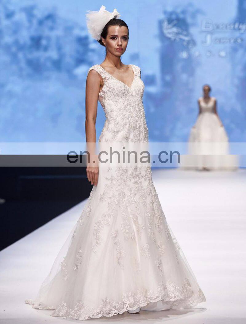 2017 P0053 White color strapless net fabric beaded grace wedding dresses P0017