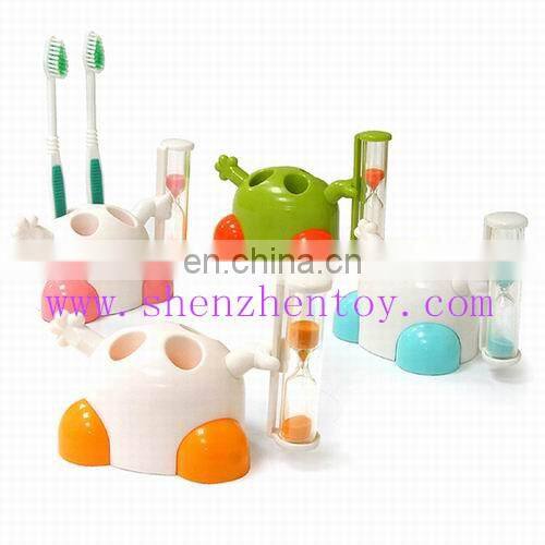 Q Toothbrush Holder with Sandtimer