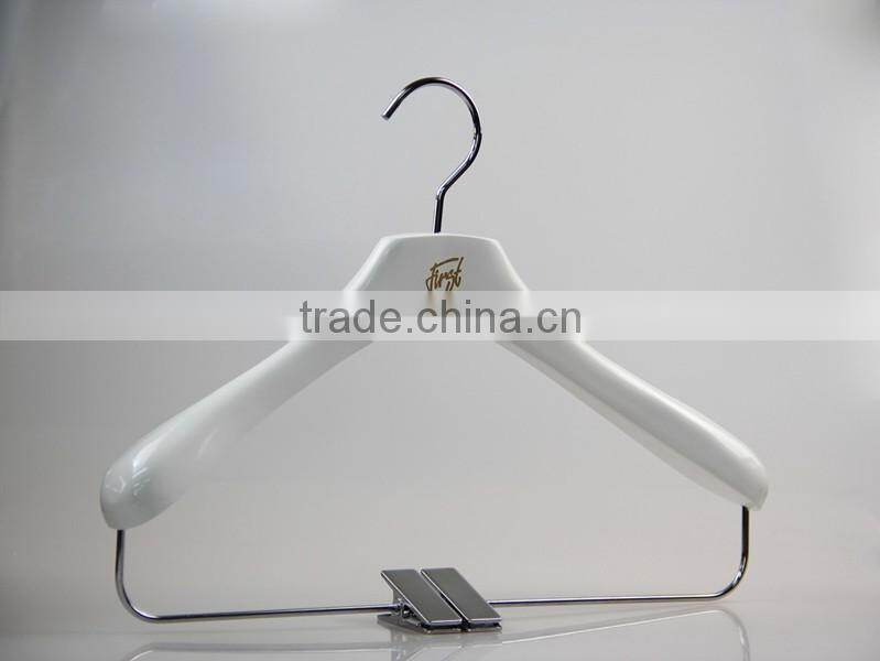 custom logo and size matched sets wooden top hanger