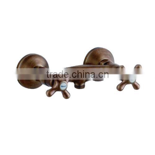 Royal antique brass bathroom faucet dragon faucet