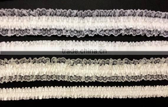 Vintage British Queen Ruffle Lace Garter Set,Ivory Bride Garter For Wedding