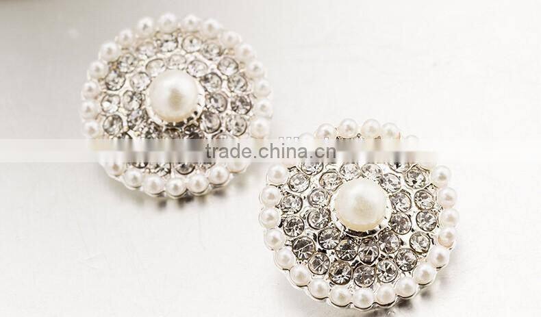 wholesale glittering rhinestone buttons,Flower crystal pearl button