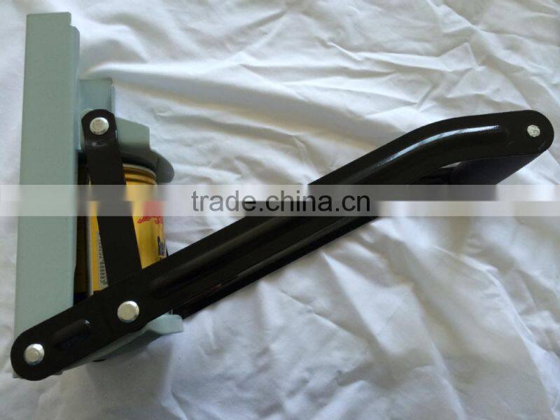 *environmentally-friendly hand oprated can and plastic bottle crusher 12oz