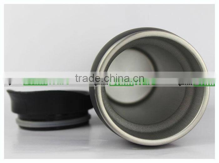 Waving Insulated Travelling Mug with Shining Stainless Steel Band