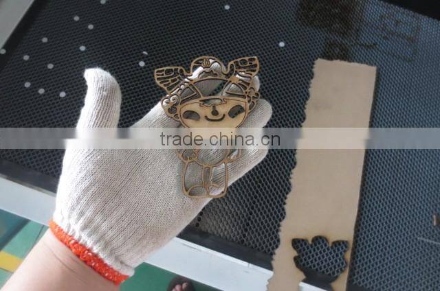 Donglian 3020 acrylic/wood laser engraving machine for dog tag with best price, portable also can be customized