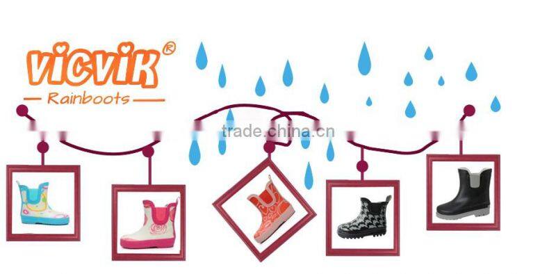 Beautiful summer flower pattern rubber rain boots for women