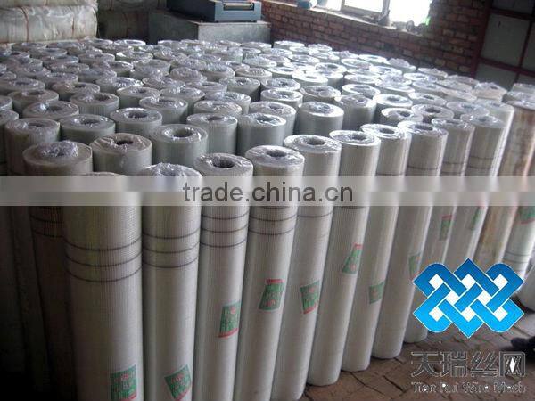 Alkali resistant 4x4 & 5x5mm construction fiberglass mesh