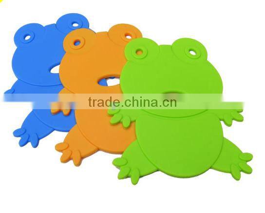 16030 frog shape silicone high temperature heat insulation mat kitchenwares silicone mat flexible silicone heating mat