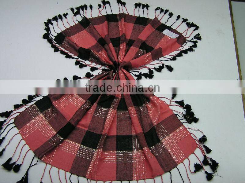 wholesale Scarves with attractive designs