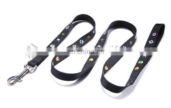 Newest hot selling pet dog leashes with comfortale touch nylon lanyards