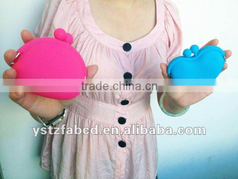 Attractive lady pocket coin purse , fancy mini silicone coin purse