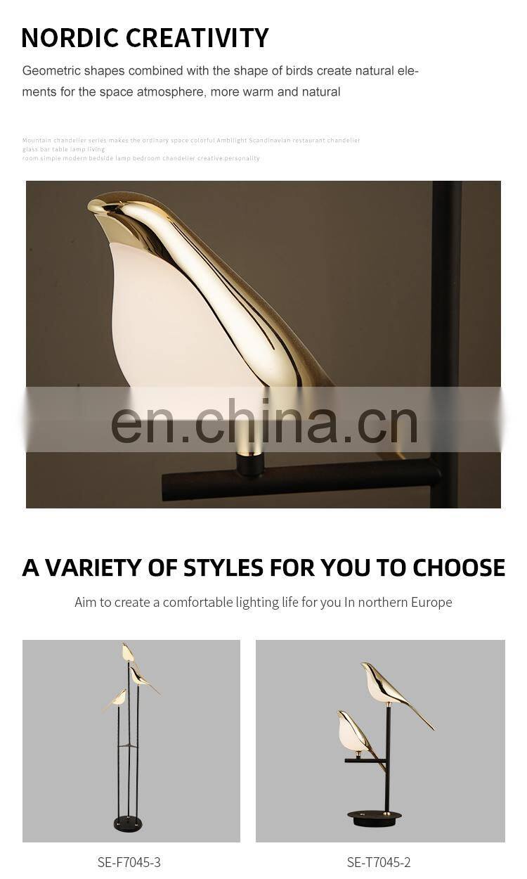 New Listed Indoor Decoration Aluminum Acrylic Reading Room Bedside Modern Black Gold LED Table Light