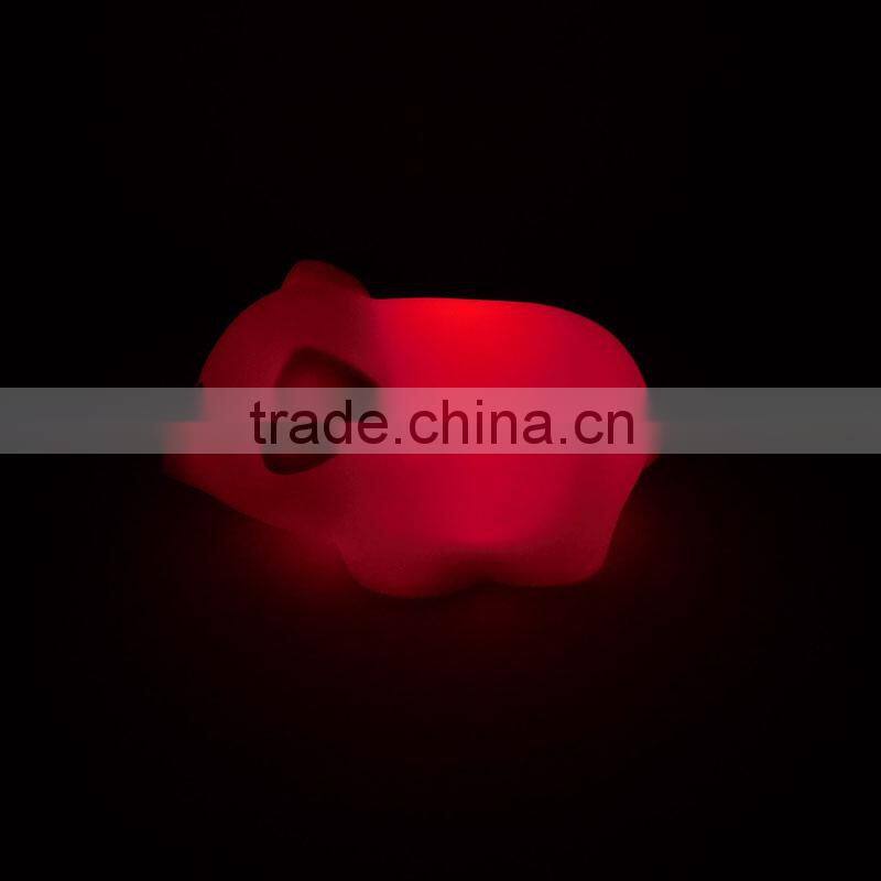 Room Decoration Happy Plastic Pig Shape 7 Color Changing Mini Light with 3 Button Cell