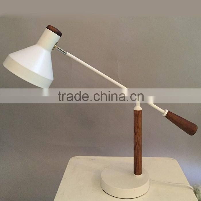hot sale table lamp for hotel bar E27*1 wooden light china supplier
