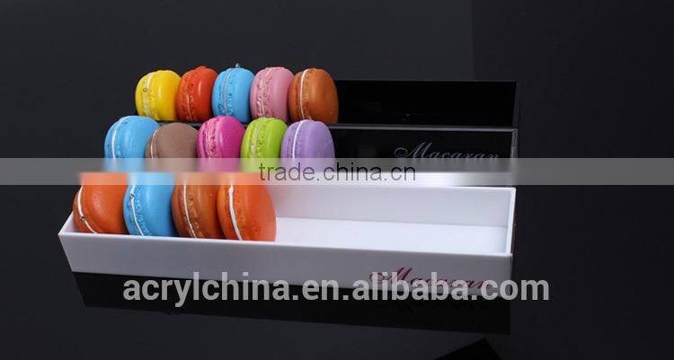 Acryli cake box/lucite biscuit display tray/Pastry display stand