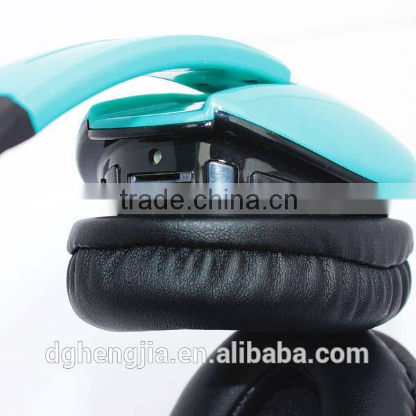 HiFi Sound Newest Stereo Headphone TF Card Headphone MP3 Player The Radio Function Headphone
