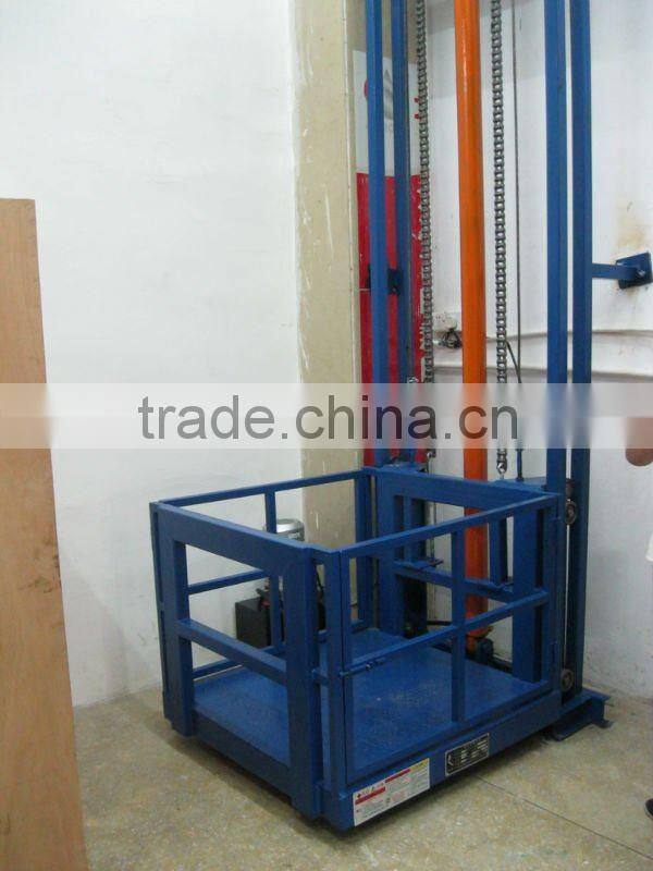 small vertical hydraulic warehouse cargo lift