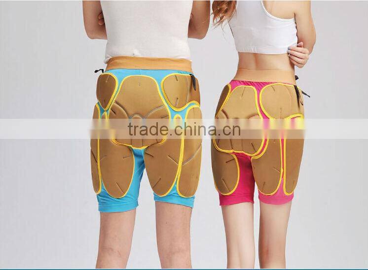 Snow Sports Protective Equipment Red and Blue Impact Shorts For Hip Thign and Tailbone Protection