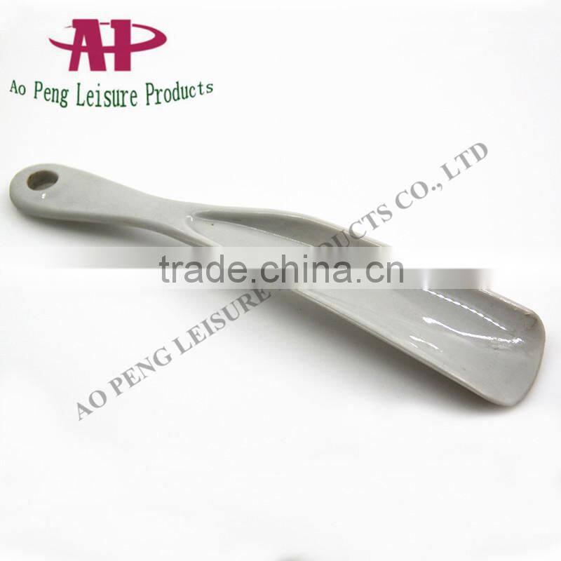 New Shoe Accessories Low Price Plastic Shoe Horn