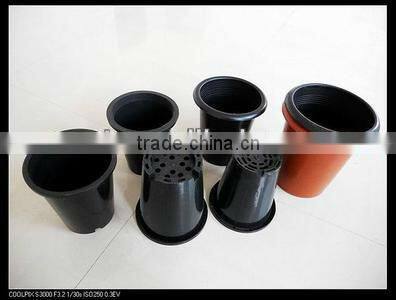 Light weight plastic flower pots