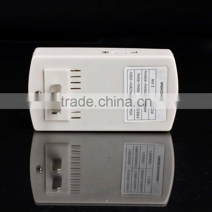 Ultrasonic Electronic Pest Mouse Bug Mosquito Repeller US / EU