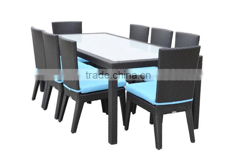 2107T elegant garden wicker dining table and chairs