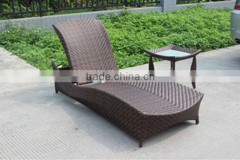 Rattan Furniture Ajustable Beach Lounge Set Outdoor