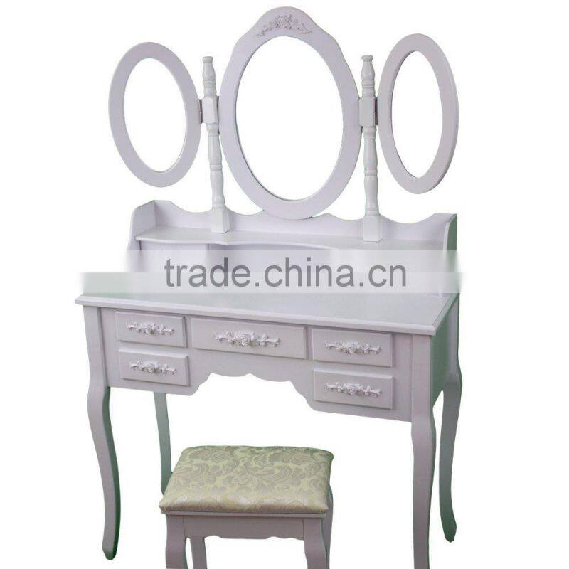 Bedroom Dressing Table with 3 movable mirrors /Schminktisch mit Hocker