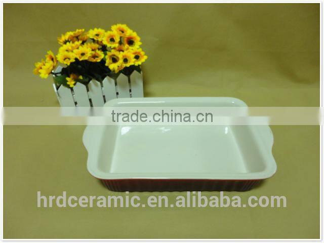 2014 Hot Sale colored daily use porcelain ceramic cake bakeware