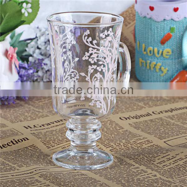 customized design glass cups for wine with clear glass
