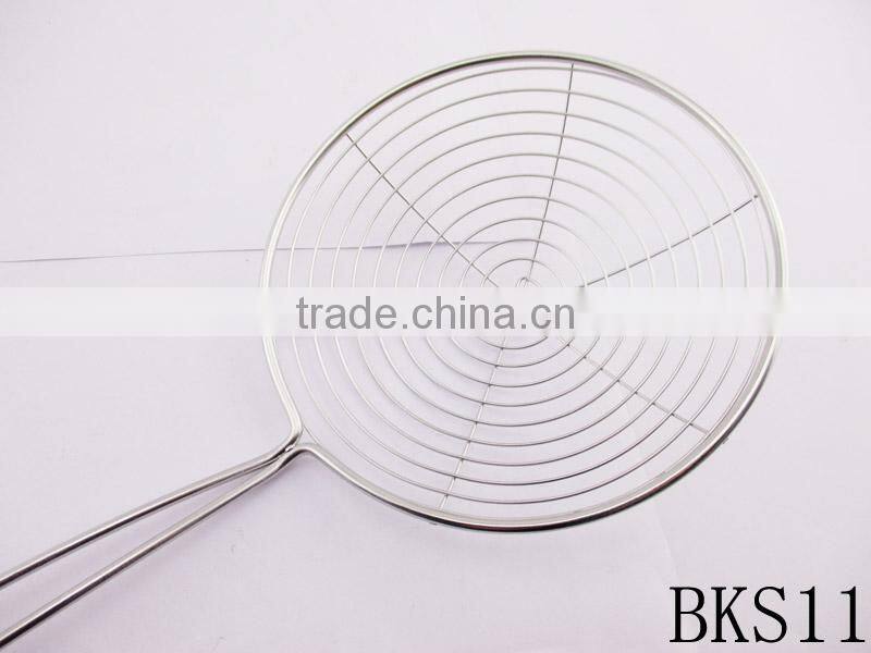 high quality kitchen tools stainless steel stainer for oil filter with PP handle