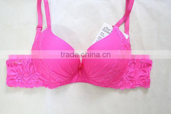 Women padded push up bra with lace trimming
