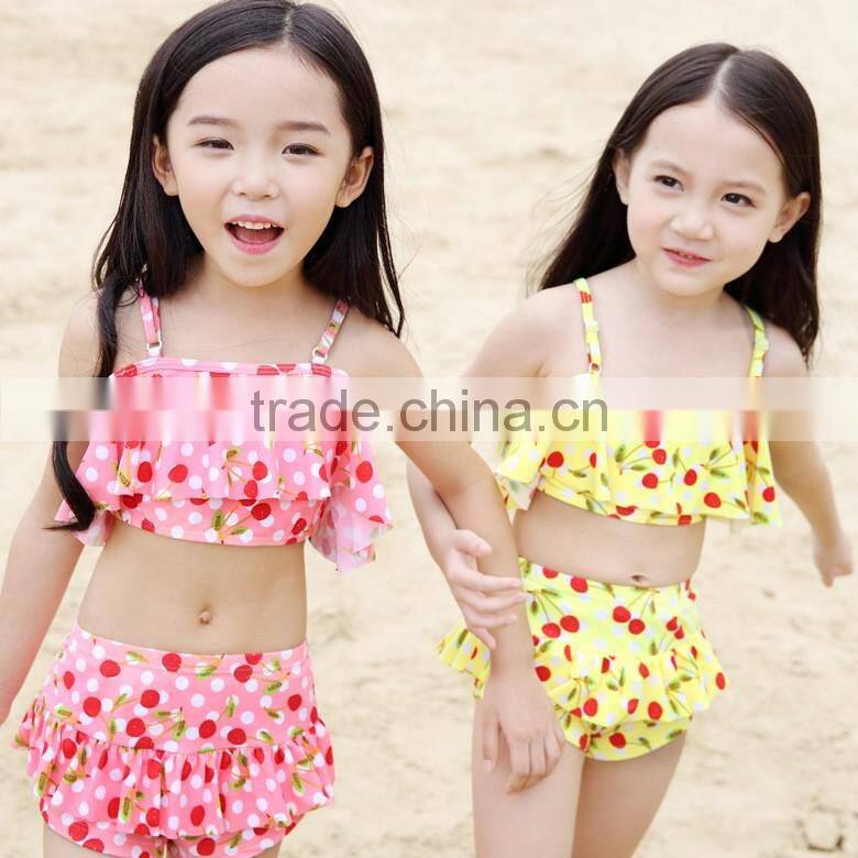 2016 new children's girls swimsuit split swimwear children cute cherry bikini