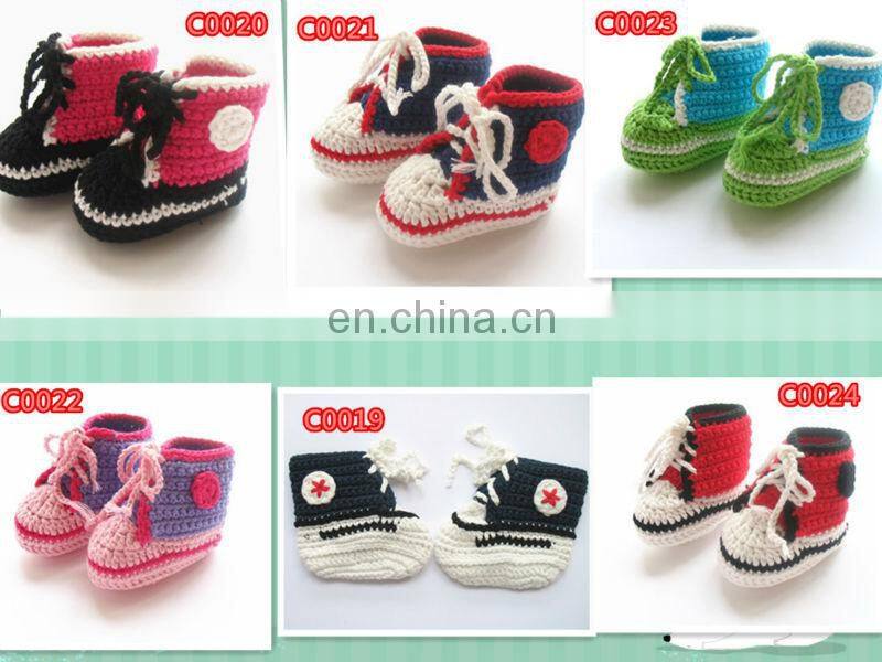 2015 Newborn Baby Boys Booties With Button Ankle Boots Baby Crochet Shoes Brown