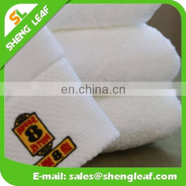 Emboss logo towel promotion hotel bath towel