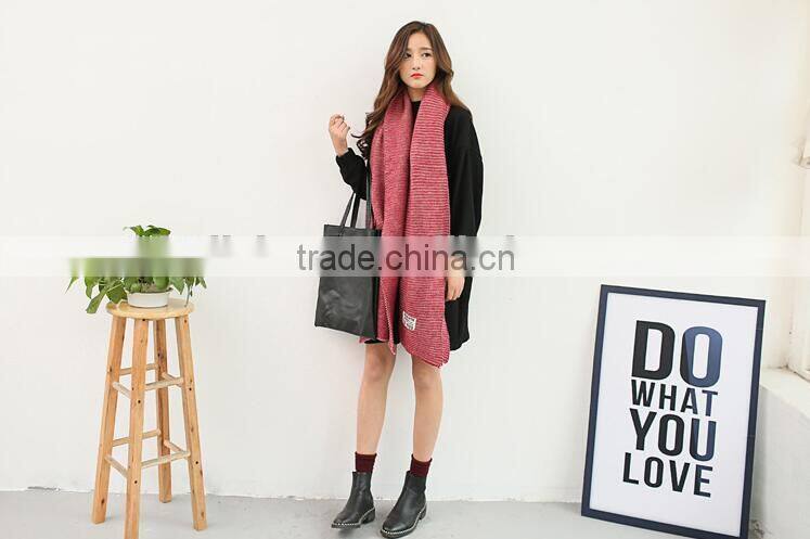 New Design Korean Young Lady Fashion Stripe Knitted Woolen Scarf