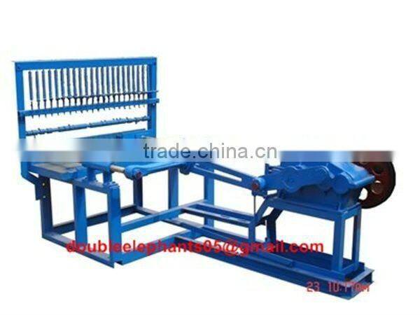 Non-vacuum clay brick extruder