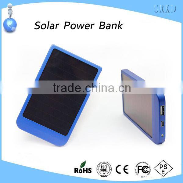 Ultra slim 2600mah solar power bank for cell phone mp3 mp4