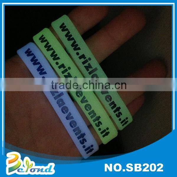 Promotional ecofriendly gifts glowing custom silicone bracelet