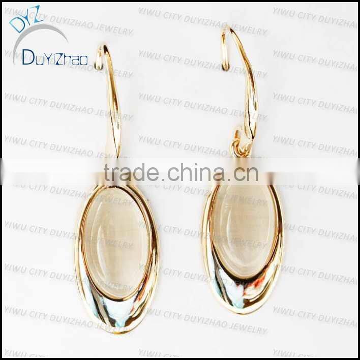 fashion design gold clip on earrings