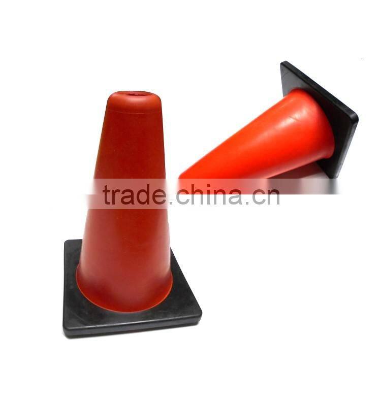 2016 New Design Sport Equipment 9 Inch TPR Two Color Cone
