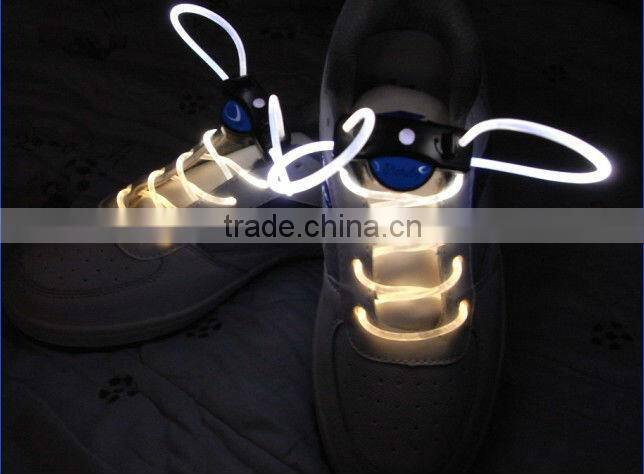 Glow luminous shoelace