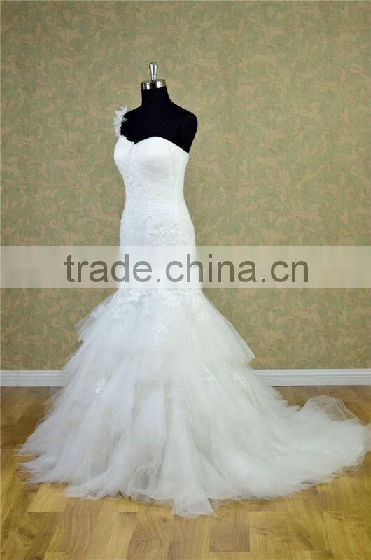 One-shoulder straps sweetheart necklinelace open back mermaid wedding dress