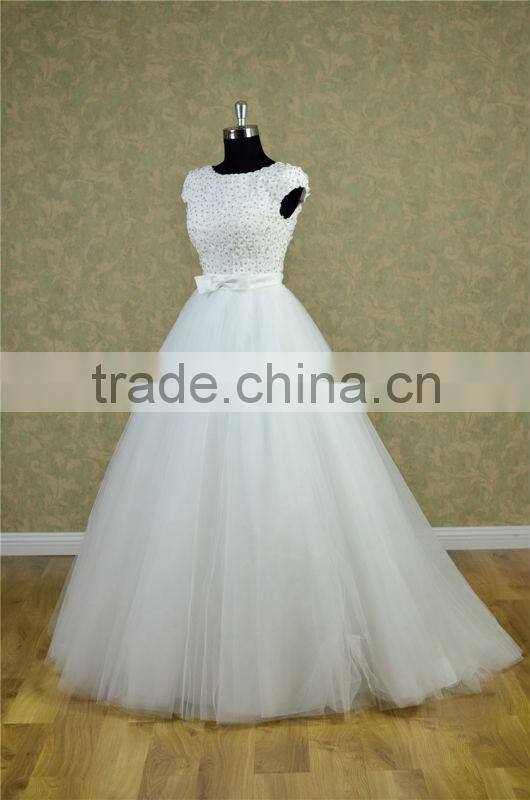 2014 New Arrive elegant lace top and tulle skirt wedding dress made in China