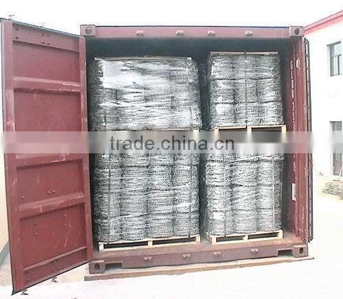 DOUBLE STRAND DOUBLE TWISTED BARBED WIRE