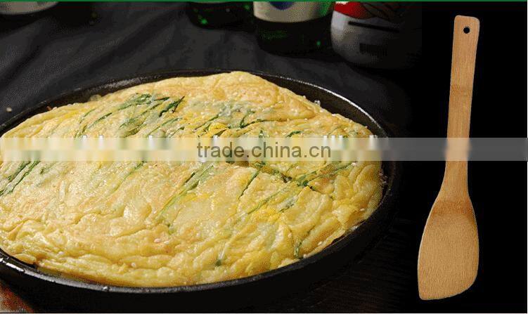 Oblique bamboo shovel