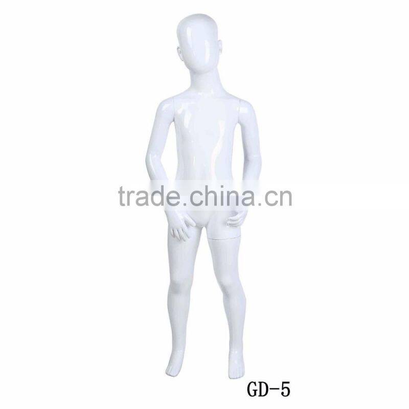 PlastIc full body of child mannequin for window display